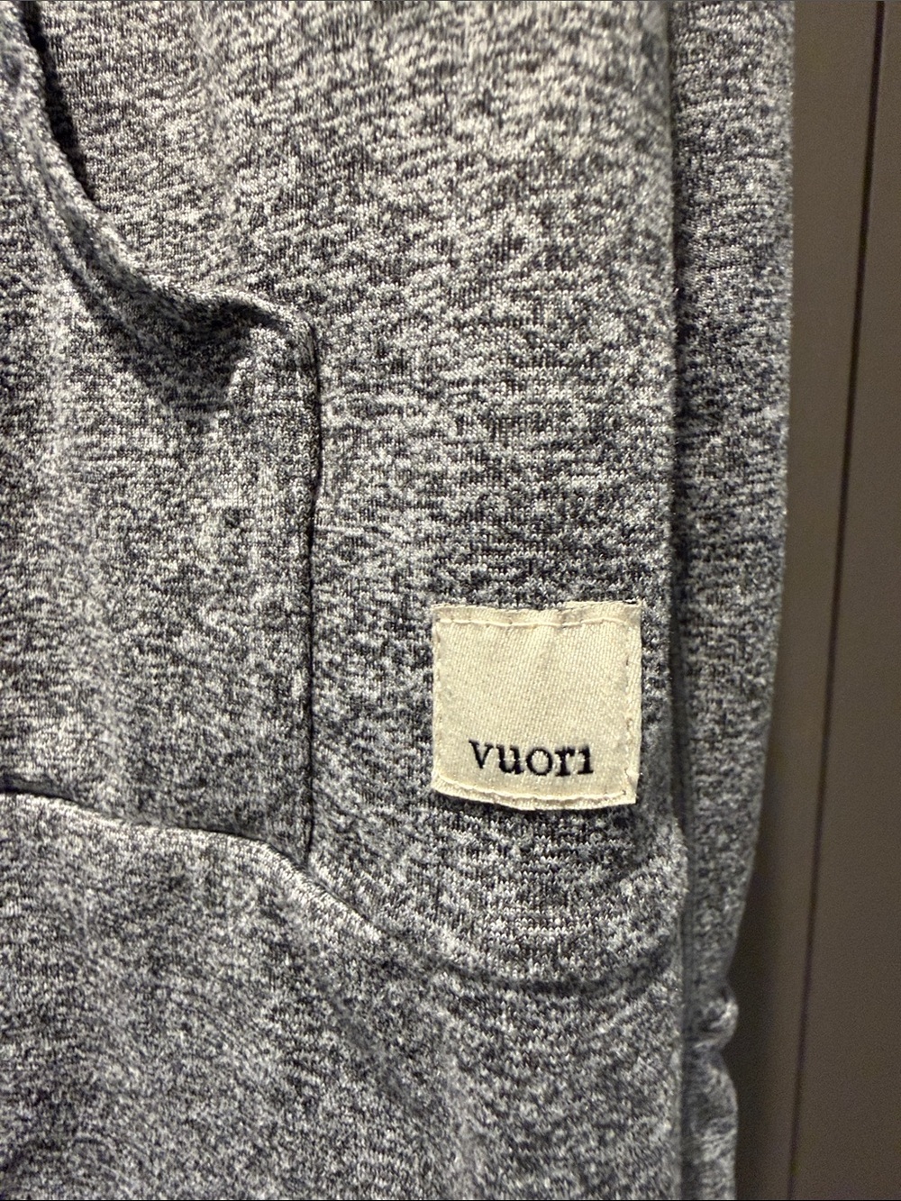 Vuori Full Zip Sweatshirt - size medium - Picture 2 of 3
